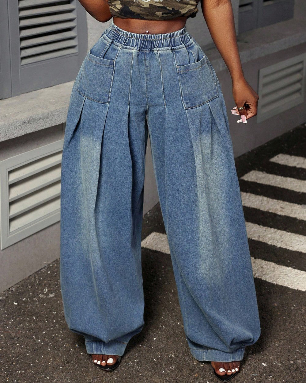 Plus Size High-waisted Pleated Wide-leg Lantern Jeans