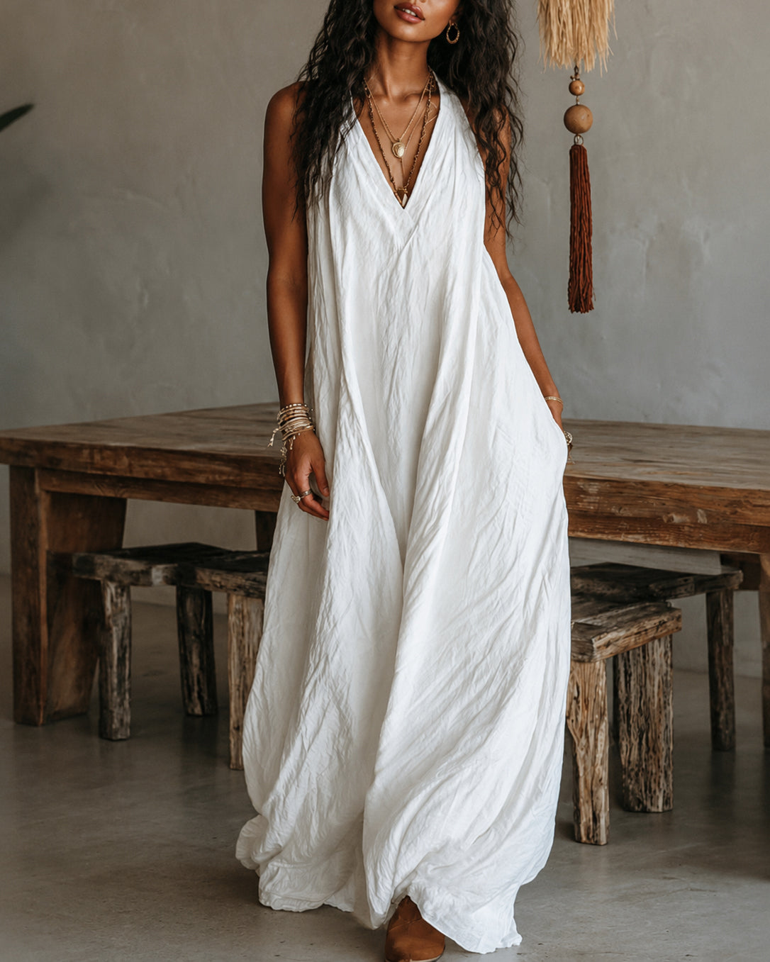 V-neck Sleeveless Solid Color Loose-fitting Maxi Dress