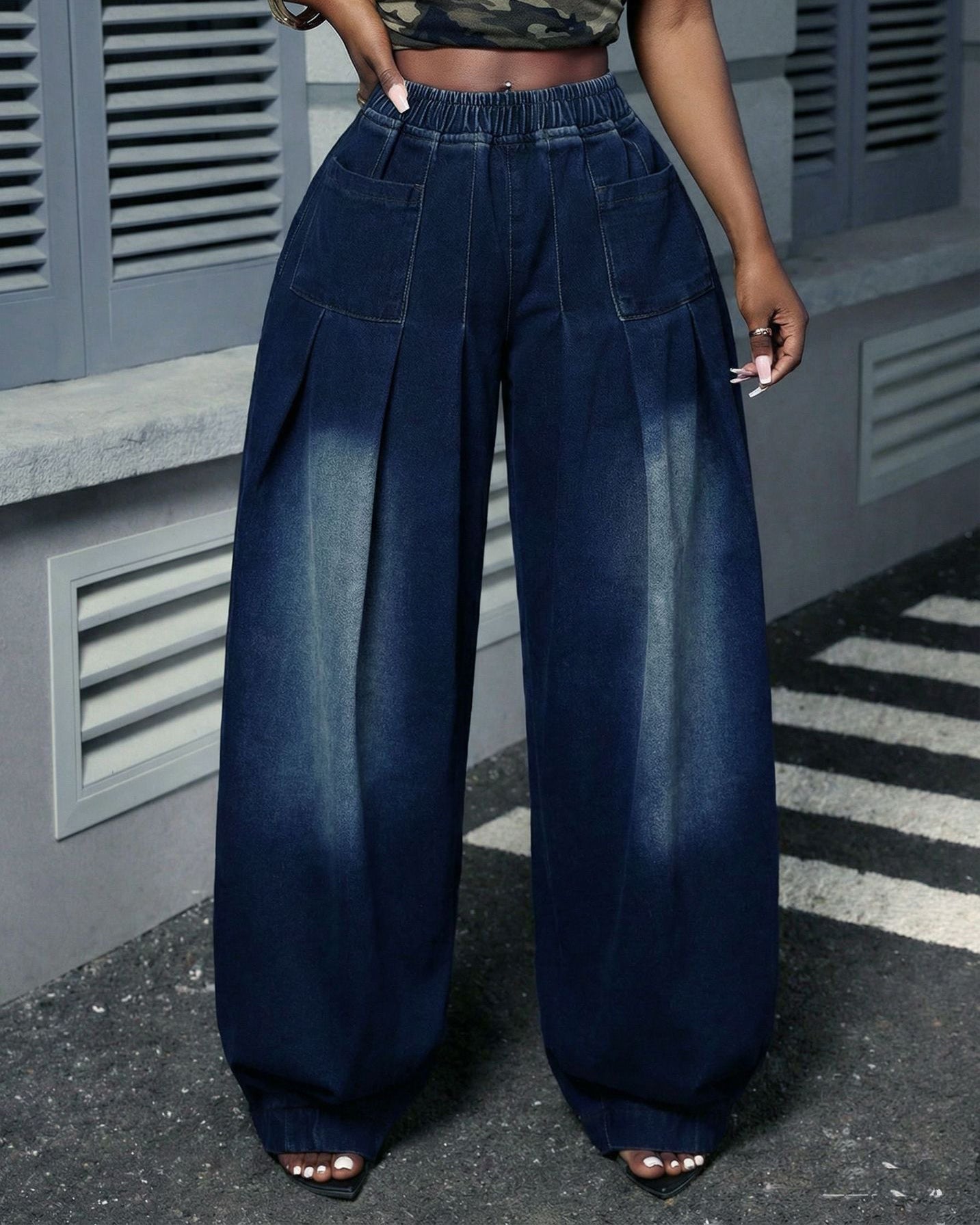 Plus Size High-waisted Pleated Wide-leg Lantern Jeans
