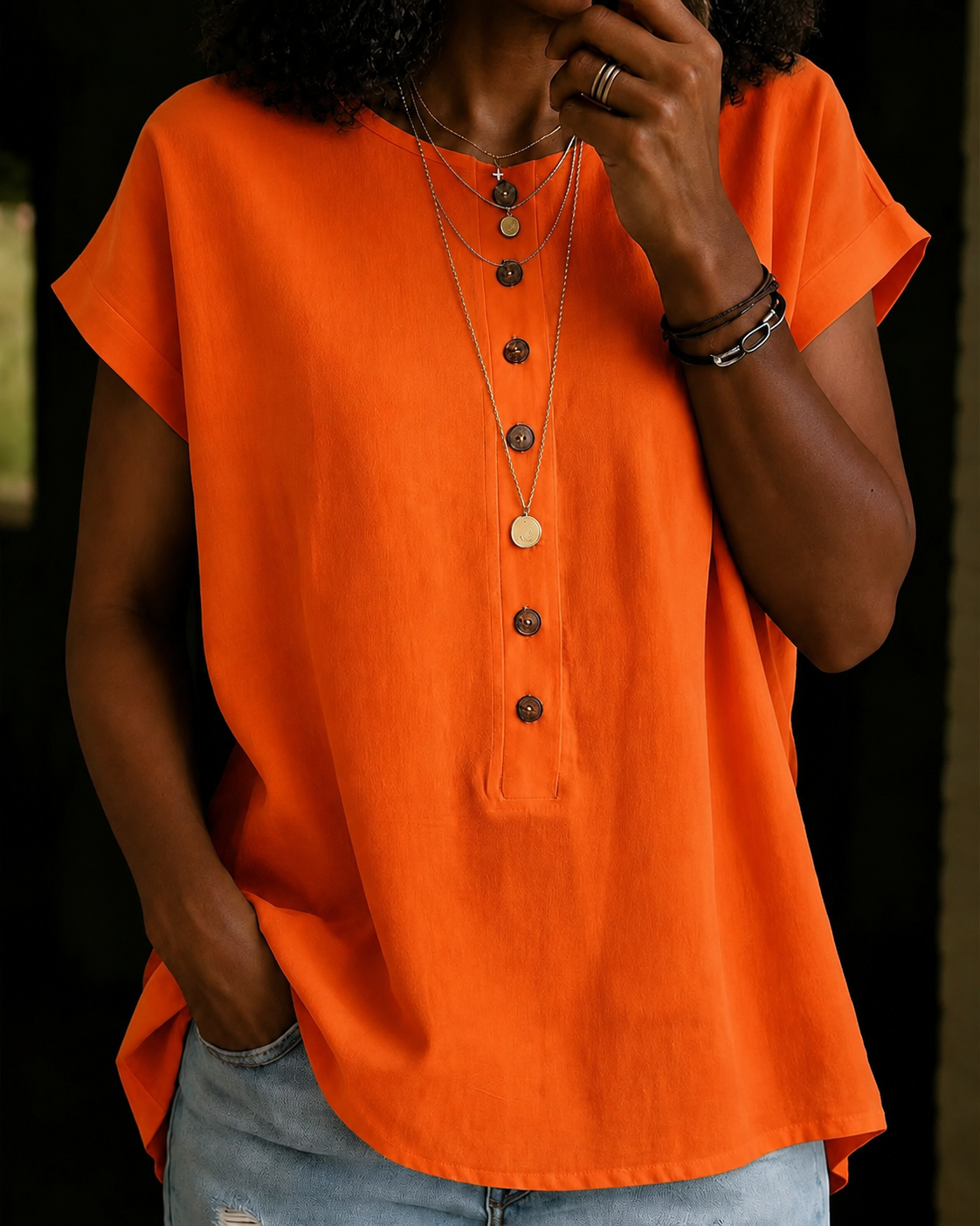 Round Neck Short-sleeved Button-down Solid Color Top