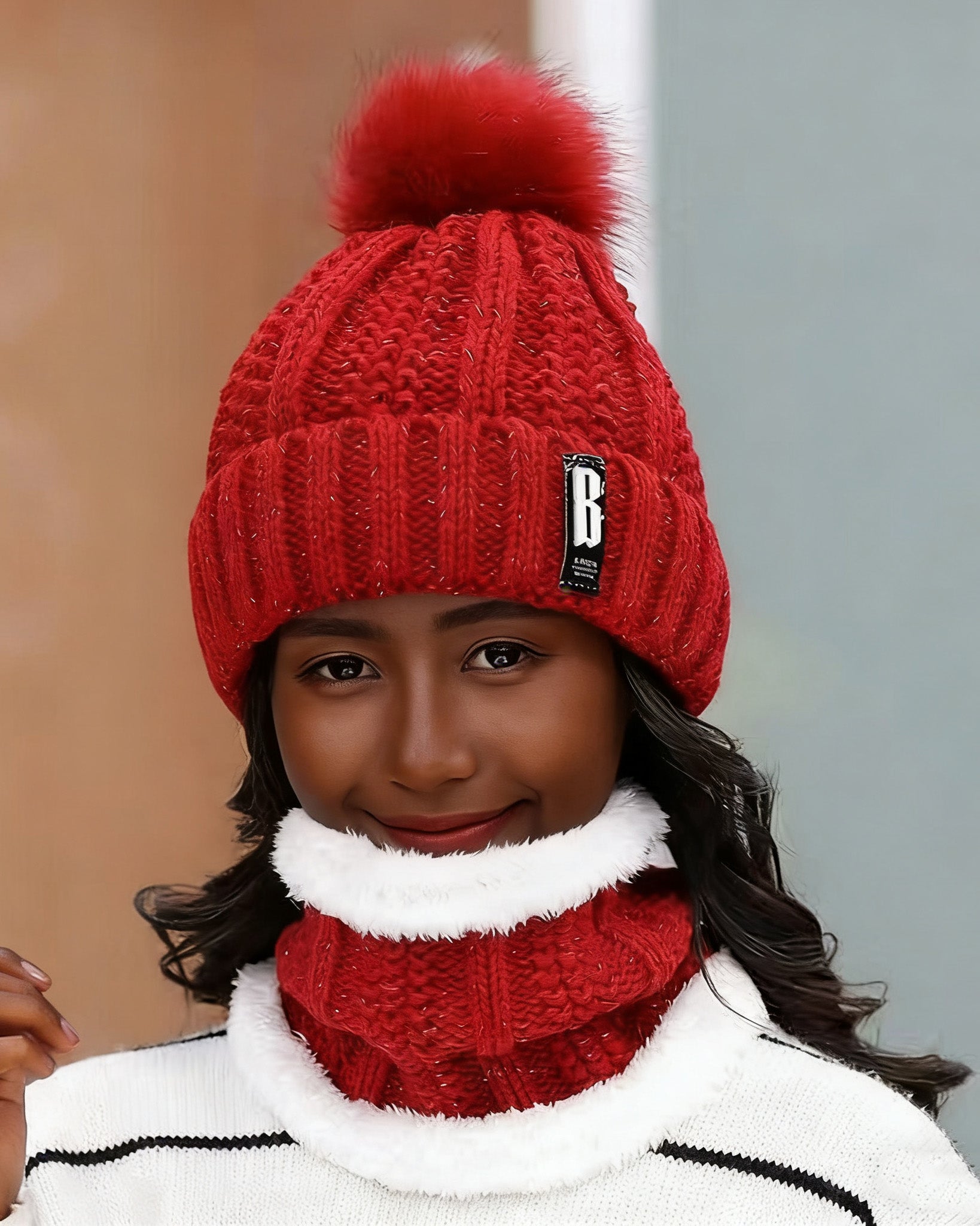 2pcs/Set Women Winter Beret Hat And Pom Pom Fleece Lined Neck Warmer Scarf Set
