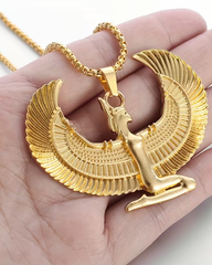 1pc Fashion Ancient Egyptian Goddess Spread Wings Pendant Necklace For Men And Women, Retro Good Luck Amulet Jewelry Gift