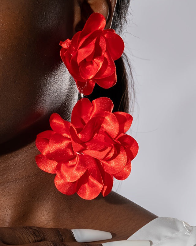 A Pair of Fashionable Polyester Large Flower Three-dimensional Artificial Flower Drop Earrings, Suitable for Women's Prom, Party, and as a Gift for Friends