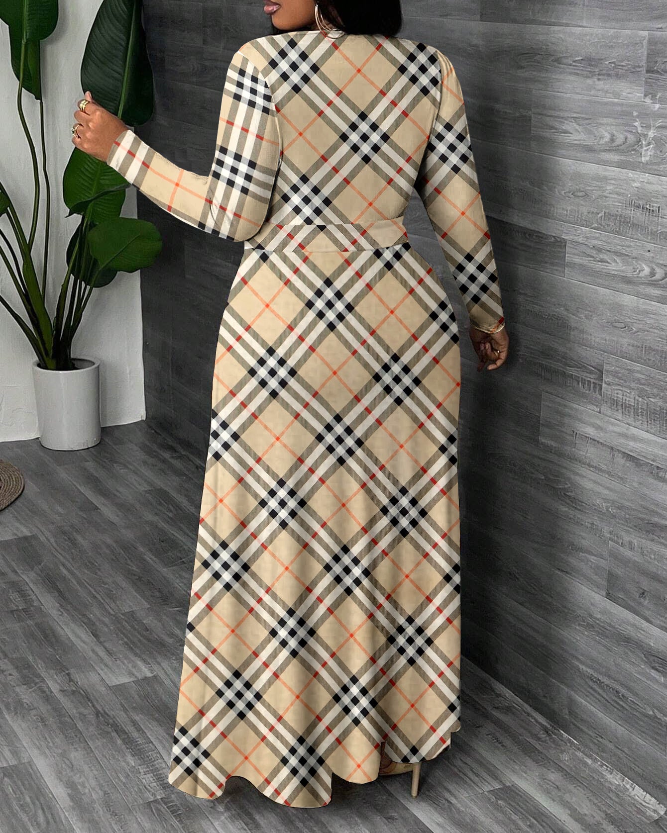 Classic Plaid Print Round Neck Long Sleeve Maxi Dress